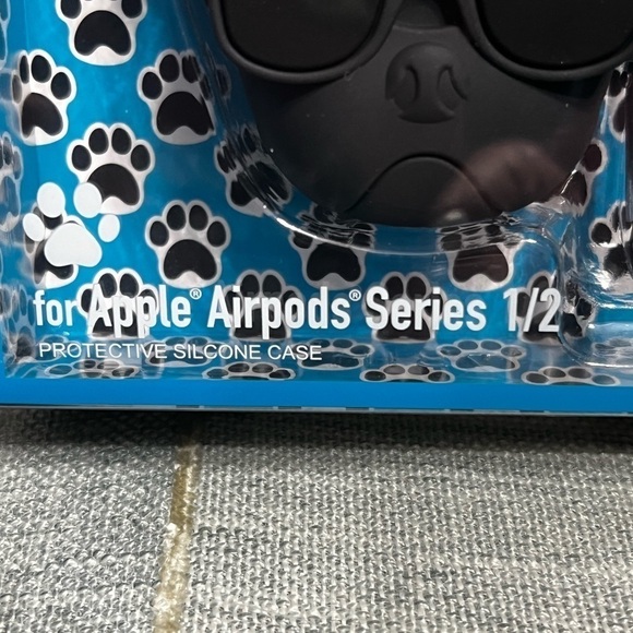 NWT-ADVANCTECH Boston Terrier AirPods Case - Picture 2 of 9